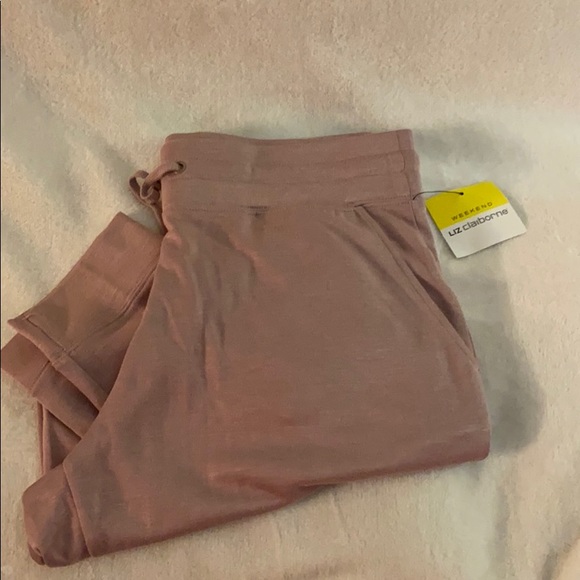 Liz Claiborne Pants - NWT Liz Claiborne mauve joggers medium